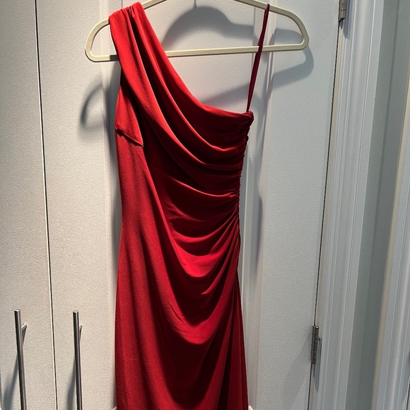 Ralph Lauren One Shoulder Ruched Waist Red Dress - Picture 2 of 7